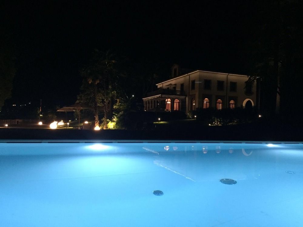 Villa Lario Resort Mandello Mandello del Lario Luaran gambar